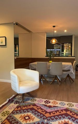 Apartamento à venda com 79m², 2 quartos e 2 vagas Apartamento à venda com 79m², 2 quartos e 2 vagasSala