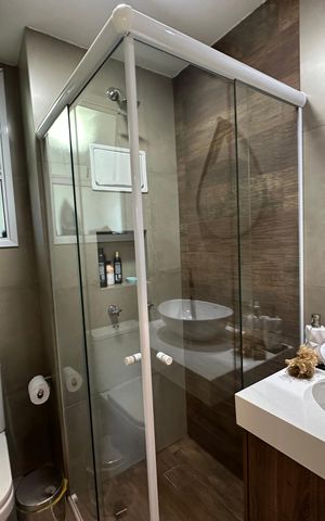 Apartamento à venda com 79m², 2 quartos e 2 vagas Apartamento à venda com 79m², 2 quartos e 2 vagasBanheiro social