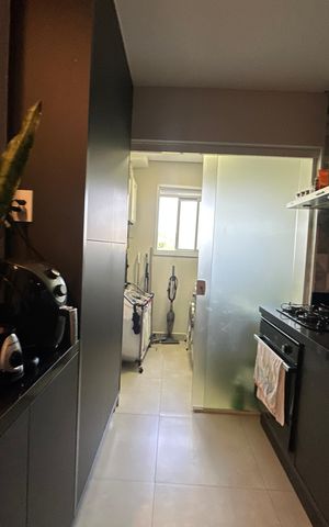 Apartamento à venda com 79m², 2 quartos e 2 vagas Apartamento à venda com 79m², 2 quartos e 2 vagasCozinha