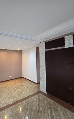 Apartamento para alugar com 75m², 2 quartos e 1 vaga Apartamento para alugar com 75m², 2 quartos e 1 vagaSala