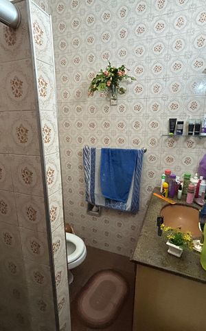 Casa à venda com 195m², 3 quartos e 4 vagasBanheiro da Suíte