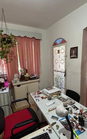 Casa à venda com 195m², 3 quartos e 4 vagasSala 2