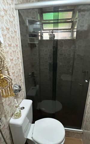 Casa à venda com 195m², 3 quartos e 4 vagasBanheiro 2