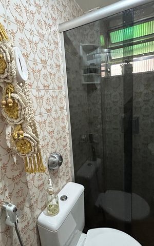 Casa à venda com 195m², 3 quartos e 4 vagasBanheiro 2
