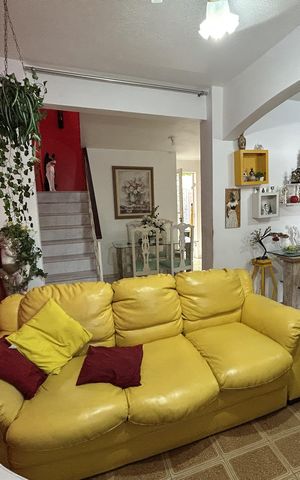 Casa à venda com 195m², 3 quartos e 4 vagasSala 1
