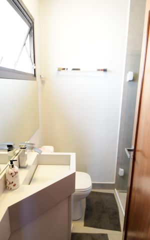 Apartamento à venda com 240m², 4 quartos e 2 vagasBanheiro Suíte