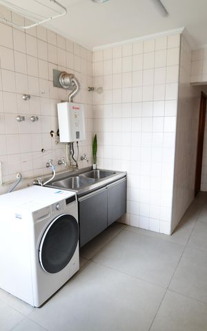 Apartamento à venda com 240m², 4 quartos e 2 vagasÁrea de Serviço