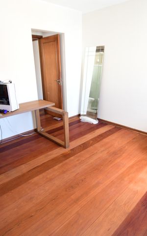 Apartamento à venda com 240m², 4 quartos e 2 vagasQuarto 2 - Suíte