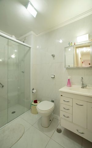 Apartamento à venda com 70m², 2 quartos e sem vagaBanheiro