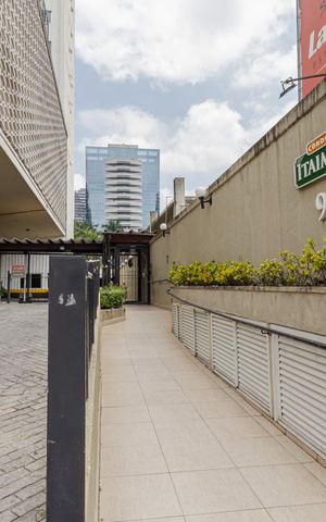 Apartamento à venda com 200m², 4 quartos e 1 vaga Apartamento à venda com 200m², 4 quartos e 1 vagaFachada