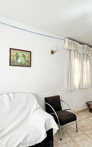 Casa à venda com 464m², 3 quartos e 4 vagas Casa à venda com 464m², 3 quartos e 4 vagasSala