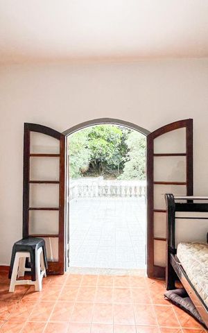 Casa à venda com 464m², 3 quartos e 4 vagas Casa à venda com 464m², 3 quartos e 4 vagasSuíte 2