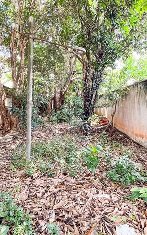 Casa à venda com 464m², 3 quartos e 4 vagas Casa à venda com 464m², 3 quartos e 4 vagasQuintal