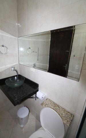 Casa para alugar com 120m², 3 quartos e 2 vagasBanheiro 