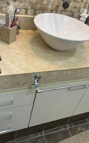 Apartamento à venda com 70m², 2 quartos e 2 vagas Apartamento à venda com 70m², 2 quartos e 2 vagasBanheiro