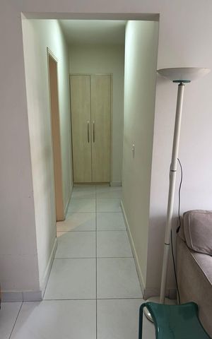 Apartamento à venda com 70m², 2 quartos e 2 vagas Apartamento à venda com 70m², 2 quartos e 2 vagasCorredor