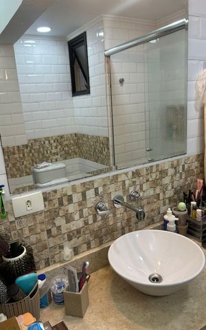 Apartamento à venda com 70m², 2 quartos e 2 vagas Apartamento à venda com 70m², 2 quartos e 2 vagasBanheiro