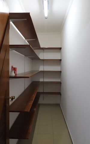 Apartamento para alugar com 280m², 3 quartos e 3 vagasArmario