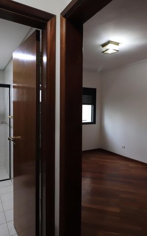 Apartamento para alugar com 280m², 3 quartos e 3 vagasQuarto 2 - Suíte