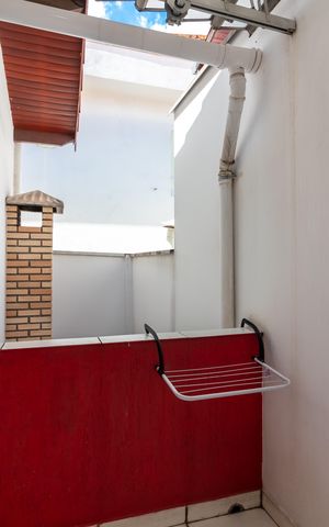 Casa de condomínio à venda com 178m², 3 quartos e 3 vagas Casa de condomínio à venda com 178m², 3 quartos e 3 vagasVaranda do Quarto 3