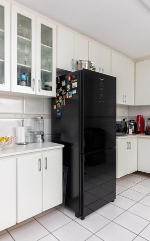 Casa de condomínio à venda com 178m², 3 quartos e 3 vagas Casa de condomínio à venda com 178m², 3 quartos e 3 vagasCozinha