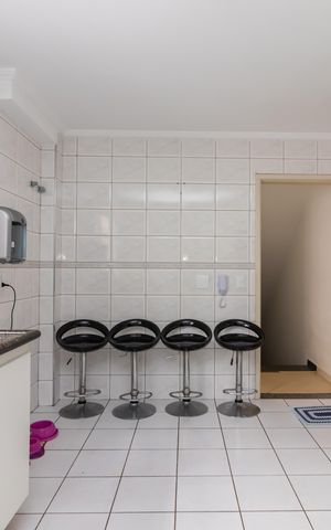 Casa de condomínio à venda com 178m², 3 quartos e 3 vagas Casa de condomínio à venda com 178m², 3 quartos e 3 vagasCozinha