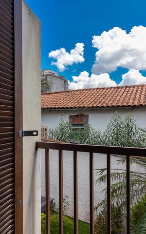 Casa de condomínio à venda com 178m², 3 quartos e 3 vagas Casa de condomínio à venda com 178m², 3 quartos e 3 vagasVaranda da Suíte