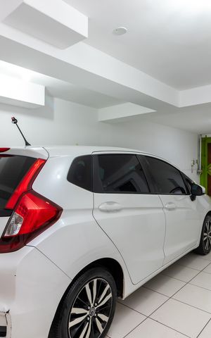 Casa de condomínio à venda com 178m², 3 quartos e 3 vagas Casa de condomínio à venda com 178m², 3 quartos e 3 vagasGaragem