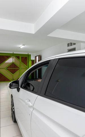 Casa de condomínio à venda com 178m², 3 quartos e 3 vagas Casa de condomínio à venda com 178m², 3 quartos e 3 vagasGaragem