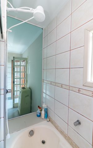 Casa de condomínio à venda com 178m², 3 quartos e 3 vagas Casa de condomínio à venda com 178m², 3 quartos e 3 vagasBanheiro da Suíte