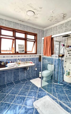 Casa para alugar com 240m², 3 quartos e 2 vagas Casa para alugar com 240m², 3 quartos e 2 vagasBanheiro da Suíte