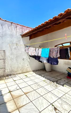 Casa para alugar com 240m², 3 quartos e 2 vagas Casa para alugar com 240m², 3 quartos e 2 vagasQuintal