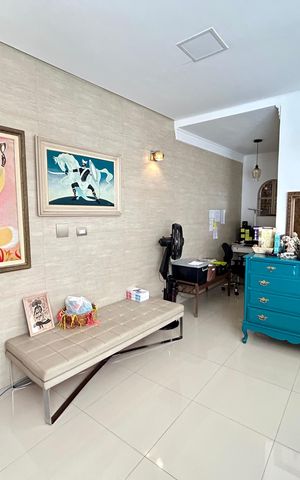 Casa para alugar com 240m², 3 quartos e 2 vagas Casa para alugar com 240m², 3 quartos e 2 vagasSala