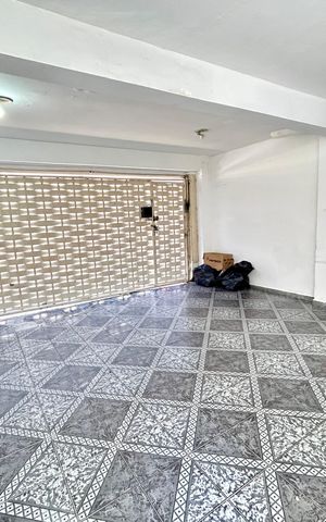 Casa para alugar com 240m², 3 quartos e 2 vagas Casa para alugar com 240m², 3 quartos e 2 vagasGaragem