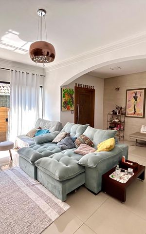 Casa para alugar com 240m², 3 quartos e 2 vagas Casa para alugar com 240m², 3 quartos e 2 vagasSala