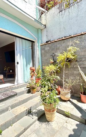 Casa para alugar com 240m², 3 quartos e 2 vagas Casa para alugar com 240m², 3 quartos e 2 vagasQuintal