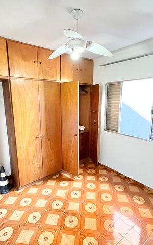 Casa à venda com 137m², 2 quartos e 2 vagas Casa à venda com 137m², 2 quartos e 2 vagasQuarto 1