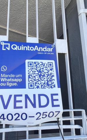 Casa à venda com 137m², 2 quartos e 2 vagas Casa à venda com 137m², 2 quartos e 2 vagasFachada/Placa