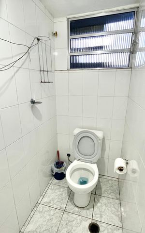 Casa à venda com 137m², 2 quartos e 2 vagas Casa à venda com 137m², 2 quartos e 2 vagasBanheiro Lavanderia