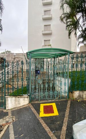 Apartamento à venda com 84m², 3 quartos e 1 vaga Apartamento à venda com 84m², 3 quartos e 1 vagaFachada