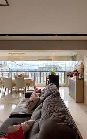 Apartamento à venda com 106m², 3 quartos e 2 vagas Apartamento à venda com 106m², 3 quartos e 2 vagasSala