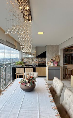 Apartamento à venda com 106m², 3 quartos e 2 vagas Apartamento à venda com 106m², 3 quartos e 2 vagasVaranda