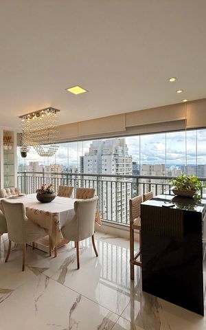 Apartamento à venda com 106m², 3 quartos e 2 vagas Apartamento à venda com 106m², 3 quartos e 2 vagasVaranda