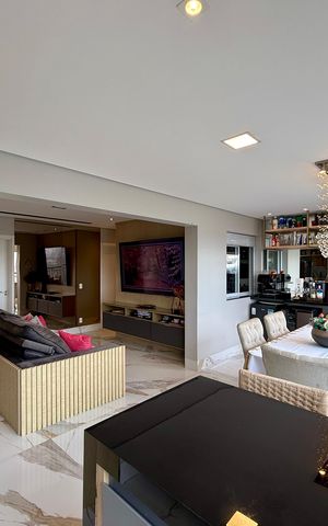 Apartamento à venda com 106m², 3 quartos e 2 vagas Apartamento à venda com 106m², 3 quartos e 2 vagasVaranda