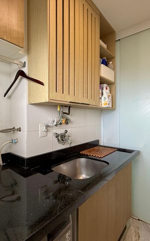 Apartamento à venda com 106m², 3 quartos e 2 vagas Apartamento à venda com 106m², 3 quartos e 2 vagasÁrea de Serviço