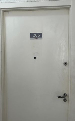 Apartamento à venda com 43m², 2 quartos e 1 vaga Apartamento à venda com 43m², 2 quartos e 1 vagaEntrada