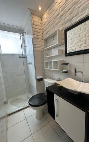 Apartamento à venda com 43m², 2 quartos e 1 vaga Apartamento à venda com 43m², 2 quartos e 1 vagaBanheiro