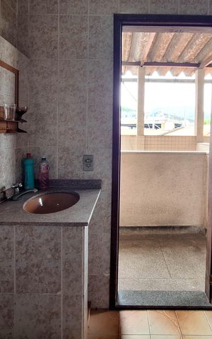 Casa à venda com 258m², 4 quartos e 3 vagas Casa à venda com 258m², 4 quartos e 3 vagasBanheiro 1