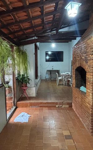 Casa à venda com 320m², 3 quartos e 2 vagas Casa à venda com 320m², 3 quartos e 2 vagasArea de Lazer