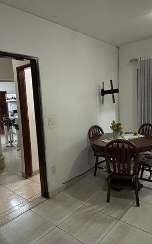 Casa à venda com 320m², 3 quartos e 2 vagas Casa à venda com 320m², 3 quartos e 2 vagasSuite